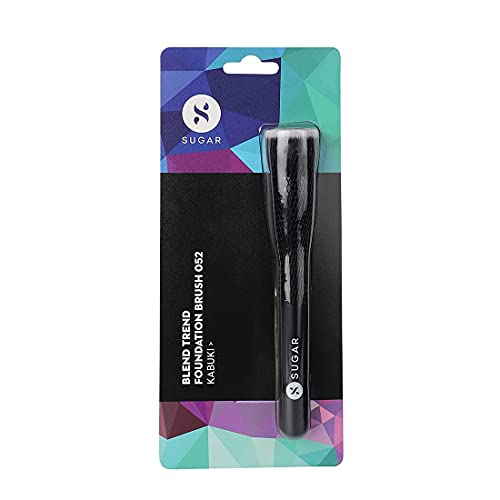 SUGAR Cosmetics – Blend Trend – 052 Kabuki (Brush For Foundation) – Soft, Synthetic Bristles and Wooden Handle