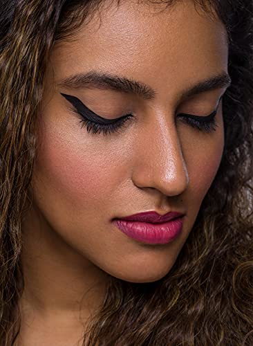 SUGAR Cosmetics – Str...