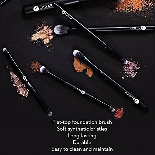 SUGAR Cosmetics – Blend Trend – 052 Kabuki (Brush For Foundation) – Soft, Synthetic Bristles and Wooden Handle