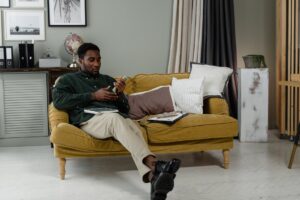 Read more about the article How to earn money at home in India?